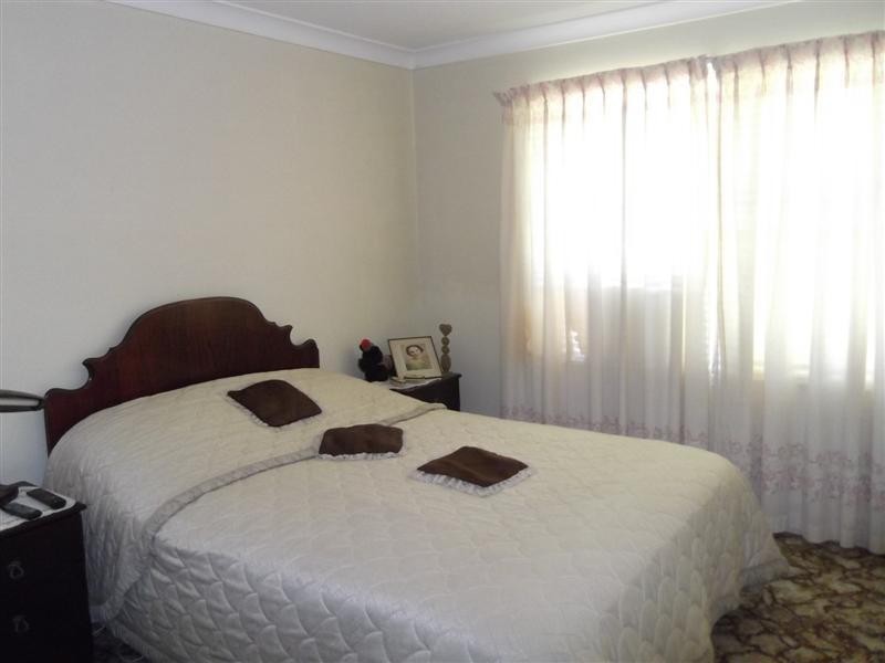 10 Chapman Street, Cowra NSW 2794
