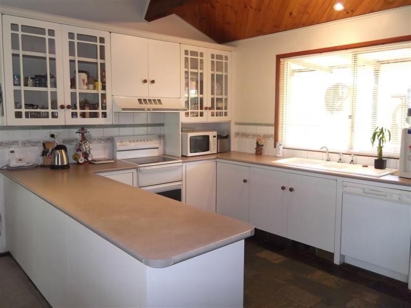 29 Dawson Drive, Cowra NSW 2794