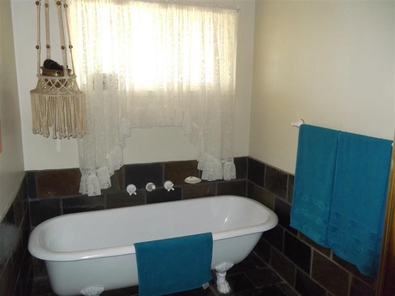 29 Dawson Drive, Cowra NSW 2794