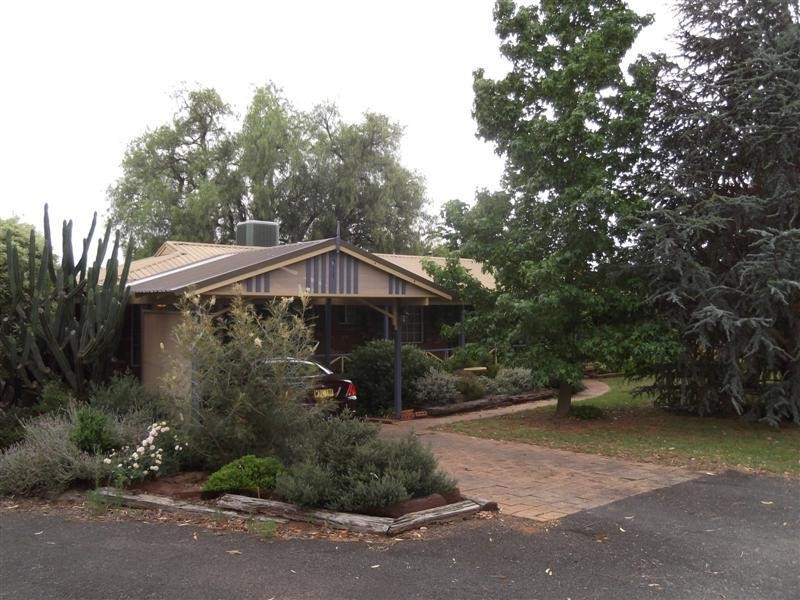 29 Preston Street, Canowindra NSW 2804