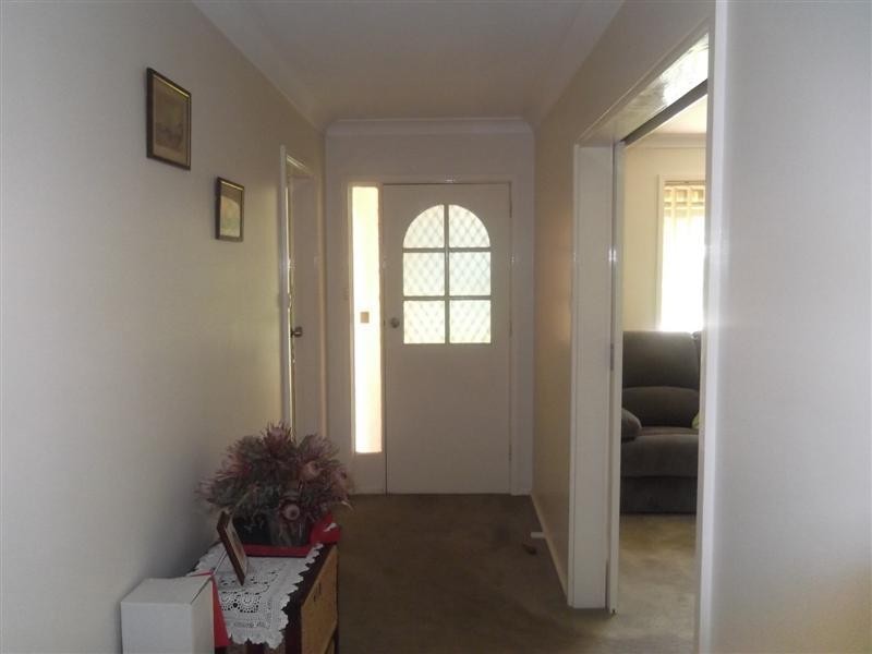 25 Kibbler Street, Cowra NSW 2794