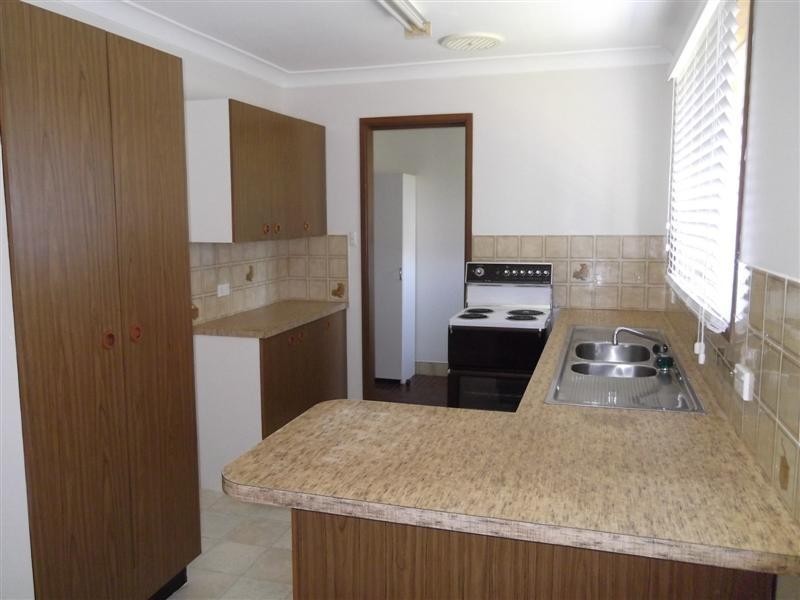 14 Bank Street, Gooloogong NSW 2805