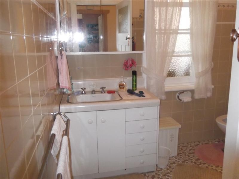 51 Lachlan Street, Cowra NSW 2794