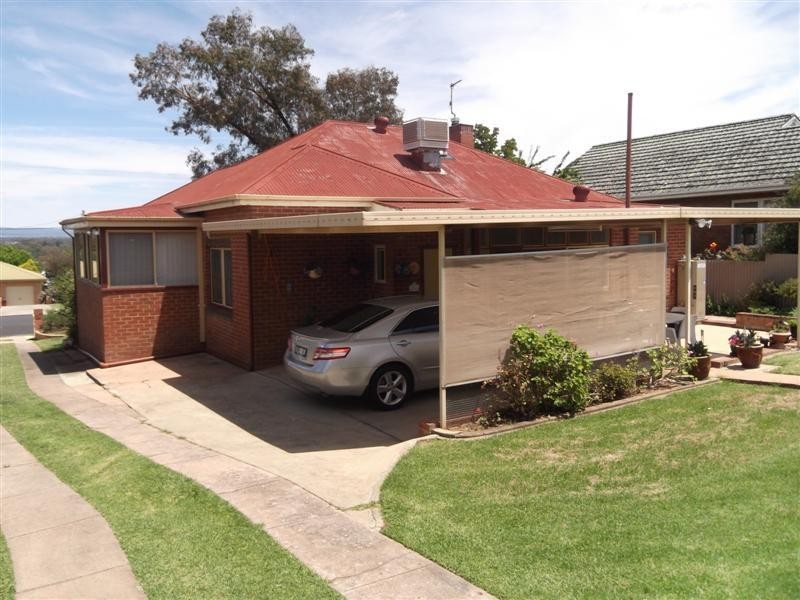 51 Lachlan Street, Cowra NSW 2794