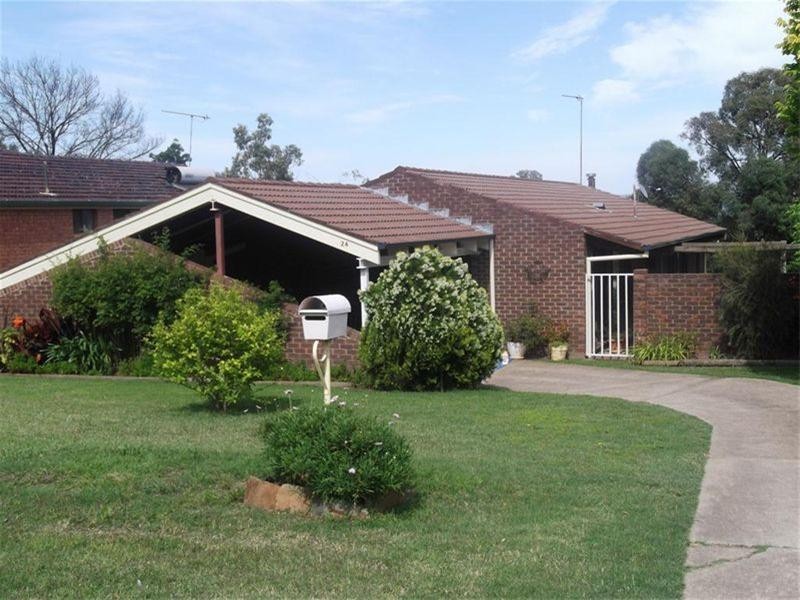 24 Hanna Street, Cowra NSW 2794