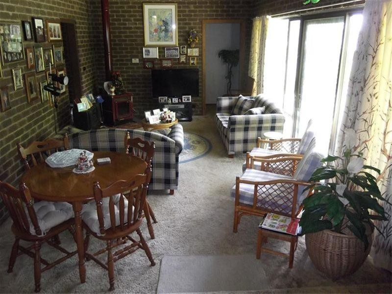 24 Hanna Street, Cowra NSW 2794