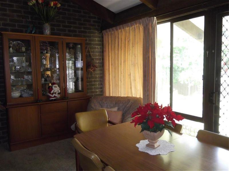 24 Hanna Street, Cowra NSW 2794