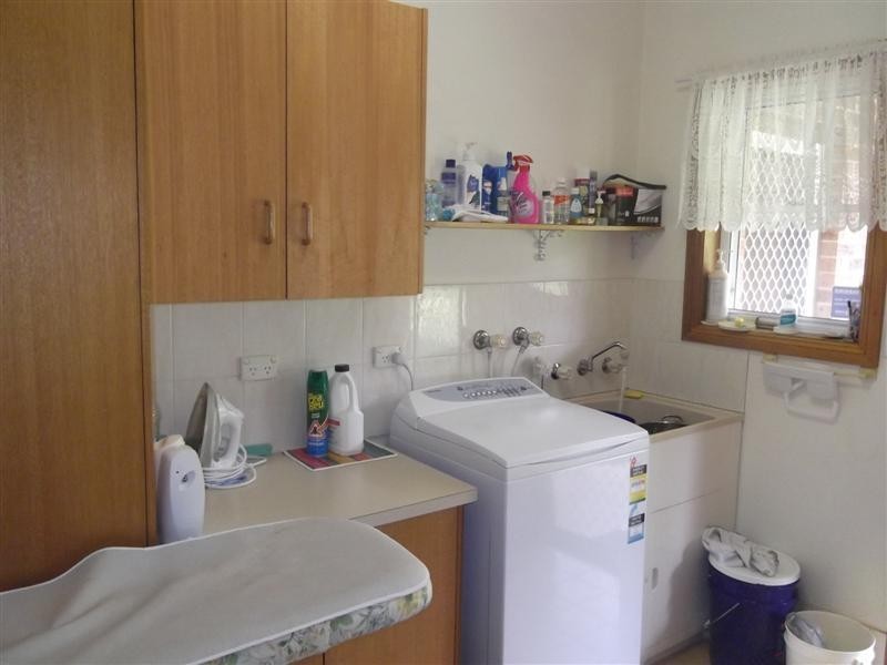 44 Dawson Drive, Cowra NSW 2794