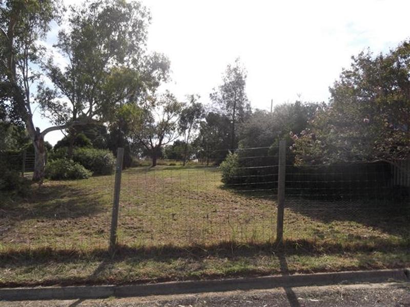 15 Somerset Street, Cowra NSW 2794