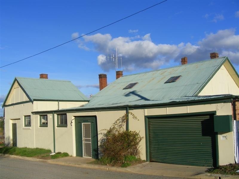 1 Railway Lane, Cowra NSW 2794