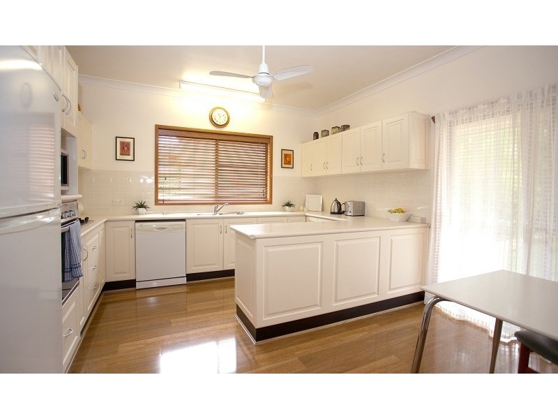 11 Kanangra Street, Cowra NSW 2794