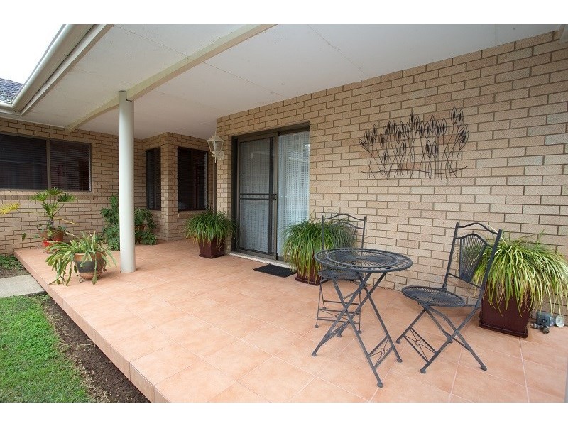 11 Kanangra Street, Cowra NSW 2794