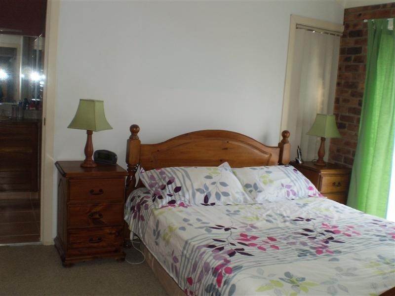 20 Taronga Drive, Cowra NSW 2794