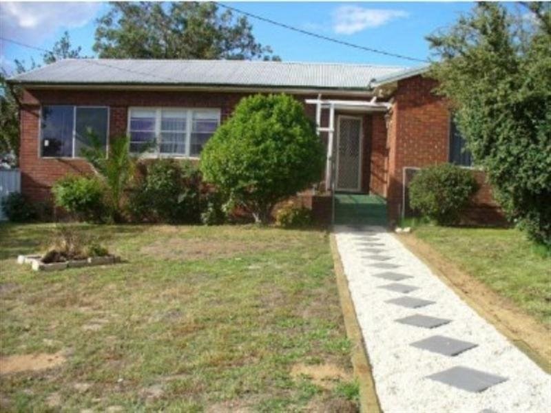 34 Courallie Street, Cowra NSW 2794