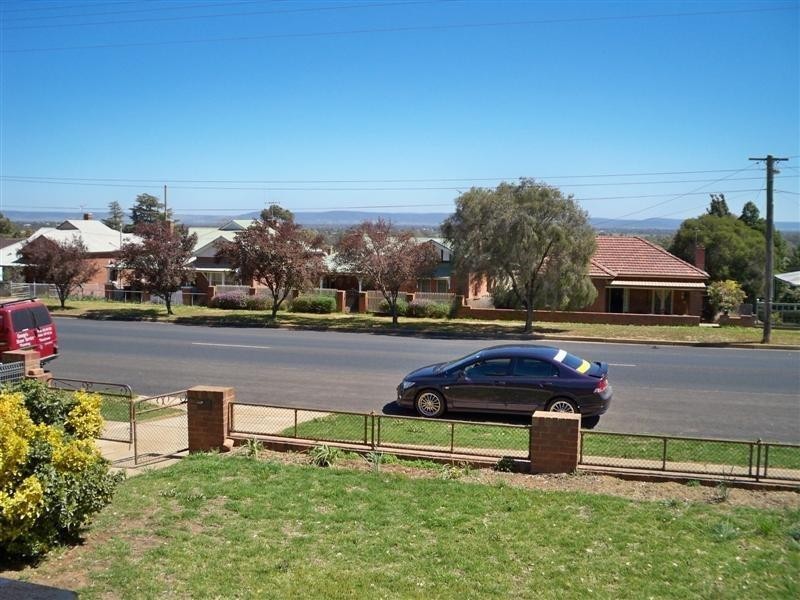 47 Lachlan Street, Cowra NSW 2794