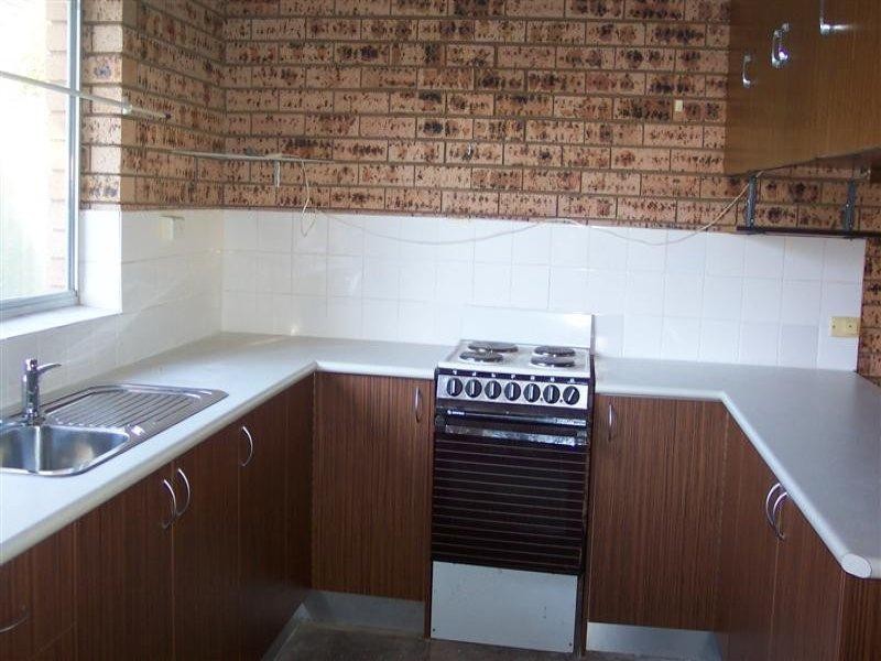 1 and  2 Of 71 Taragala Street, Cowra NSW 2794