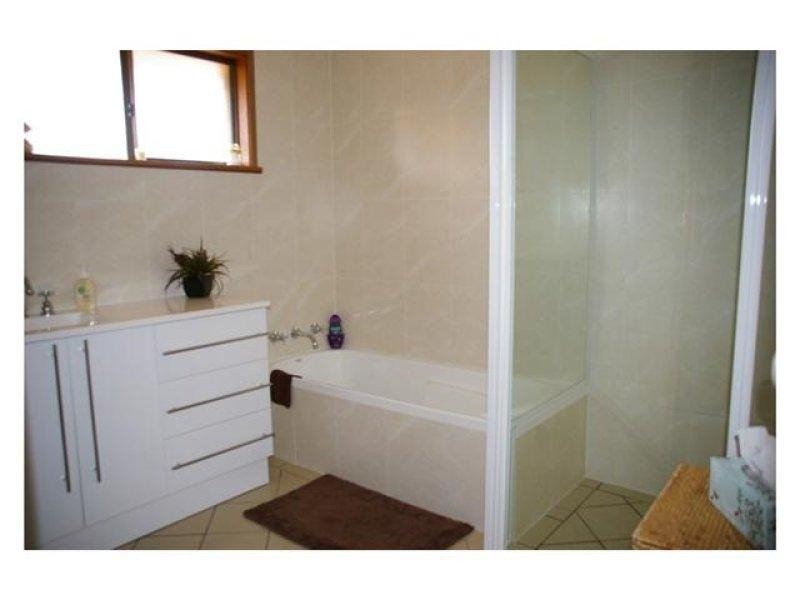 133 Taragala Street, Cowra NSW 2794