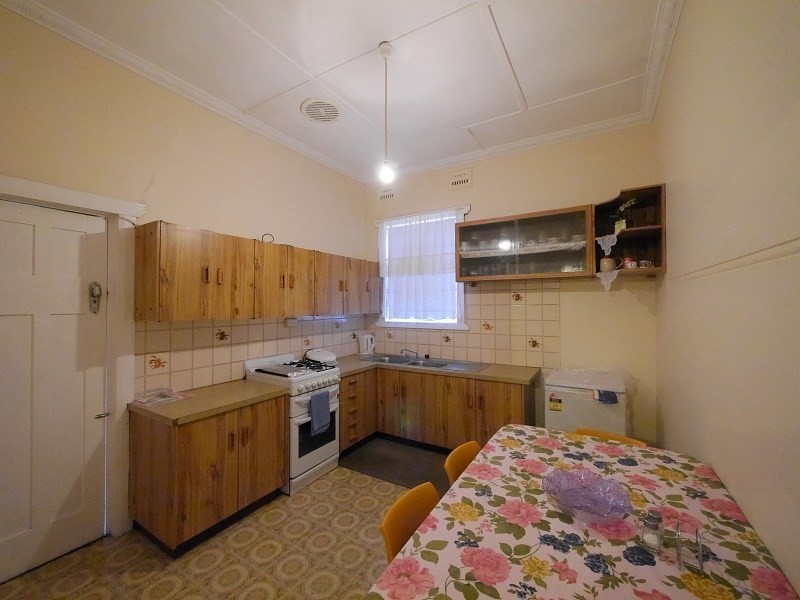 56 Liverpool Street, Cowra NSW 2794