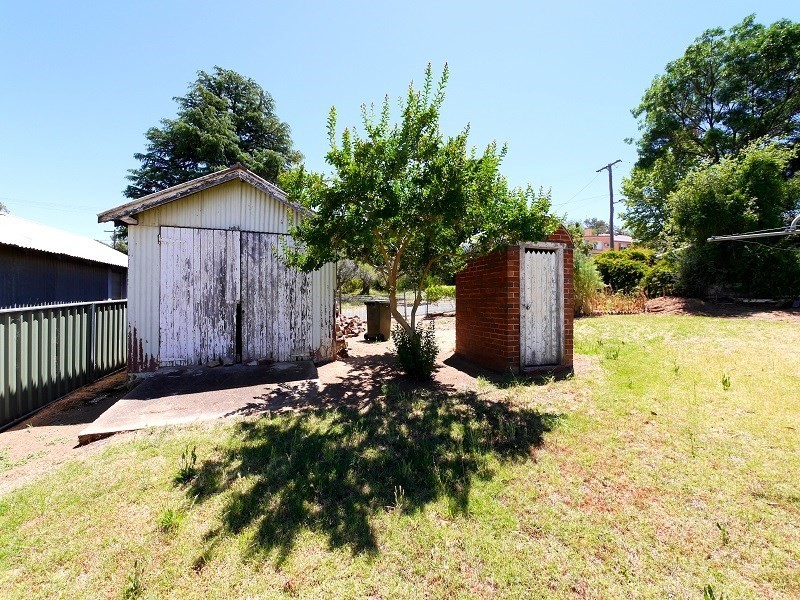 56 Liverpool Street, Cowra NSW 2794