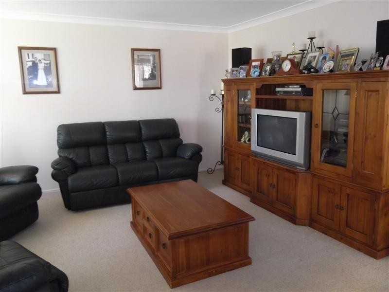 6 Casuarina Close, Cowra NSW 2794