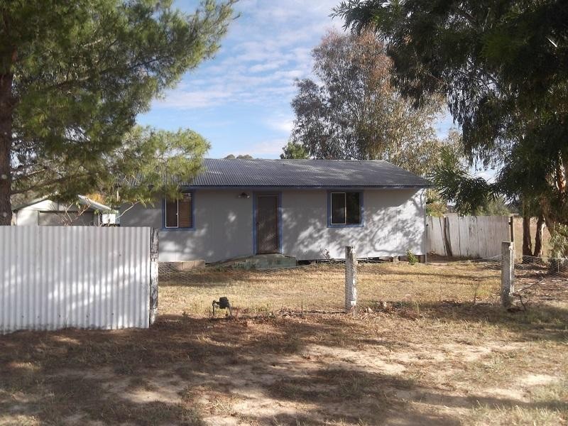 3 Deboyne Street, Koorawatha NSW 2807