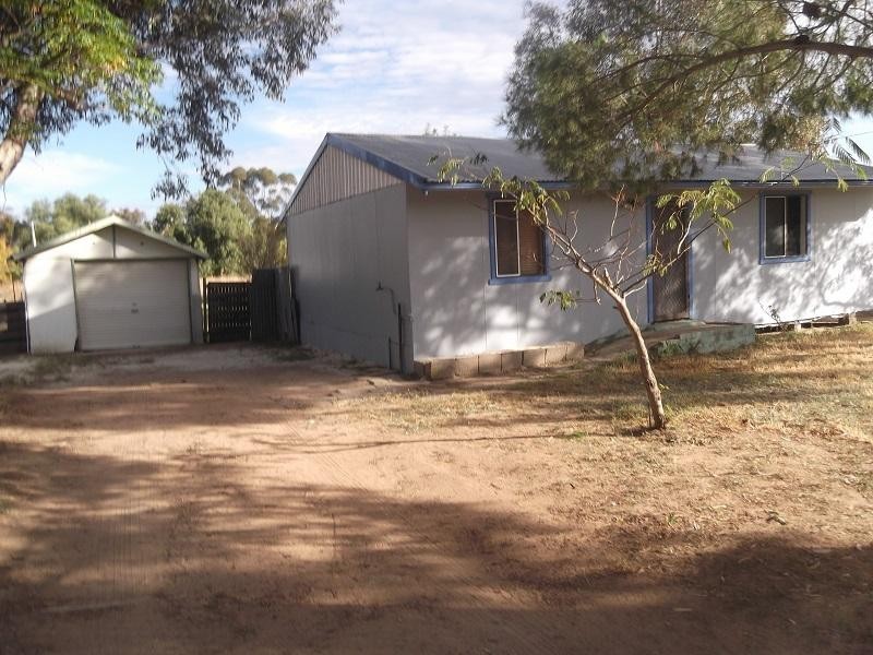 3 Deboyne Street, Koorawatha NSW 2807