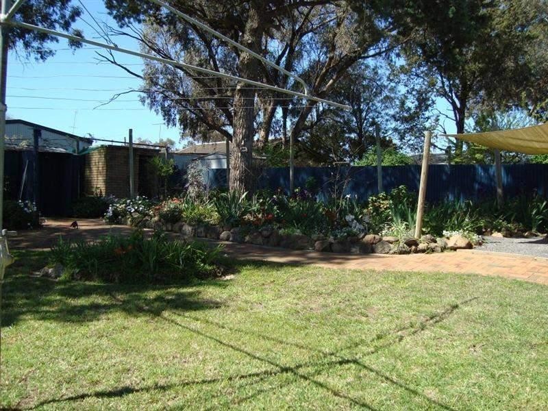 40 Eulo Street, Cowra NSW 2794