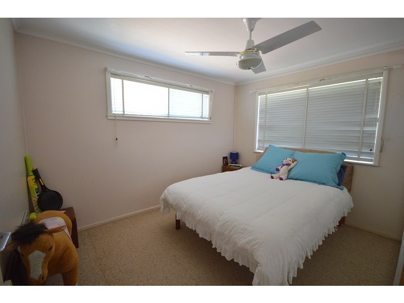 10 Duffey Avenue, Cowra NSW 2794