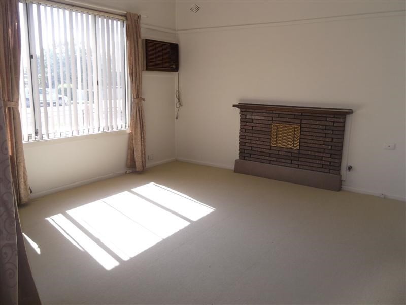 33 Darling Avenue, Cowra NSW 2794