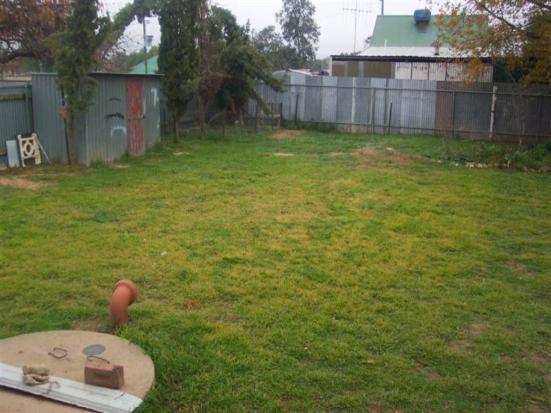 10 York Street, Greenethorpe NSW 2809