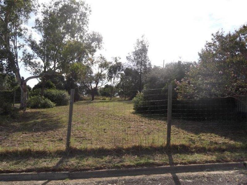 15 Somerset Street, Cowra NSW 2794