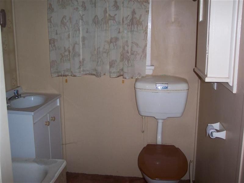 11 HAIG Street, Cowra NSW 2794