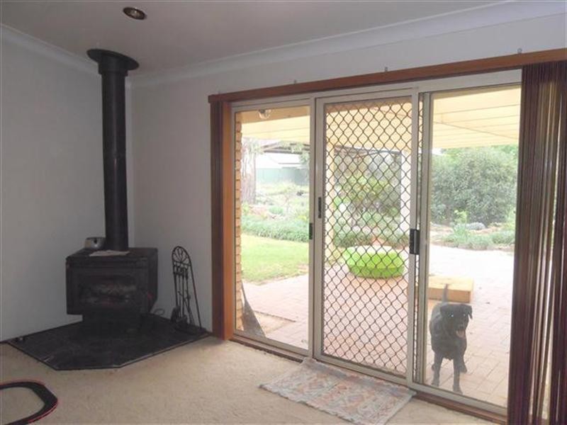 53 Cowra Street, Gooloogong NSW 2805