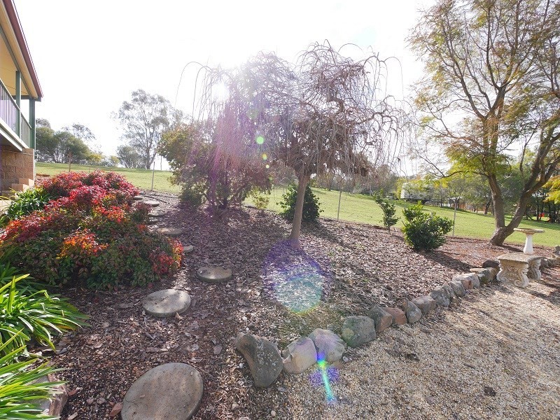 77 Military Parade, Cowra NSW 2794