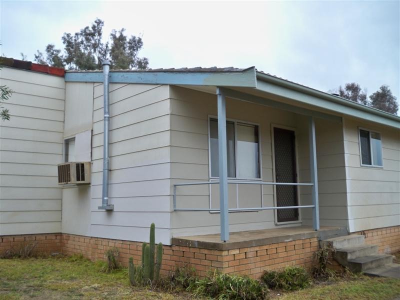 7 Jindalee Circuit, Cowra NSW 2794