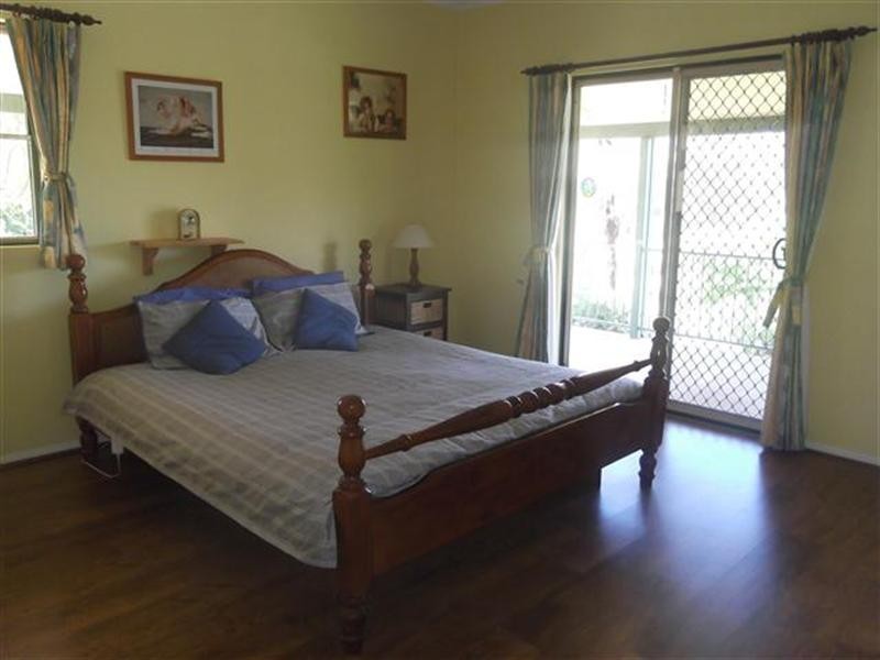 77 Military Parade, Cowra NSW 2794