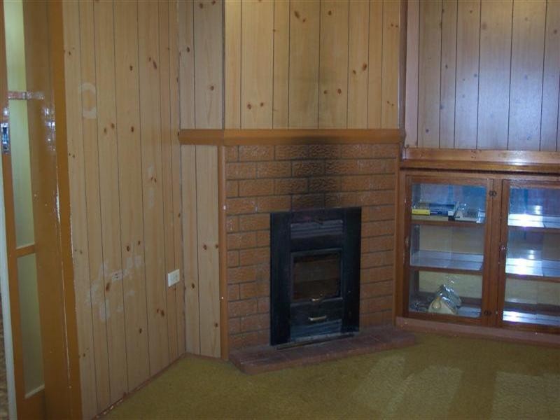 11 HAIG Street, Cowra NSW 2794