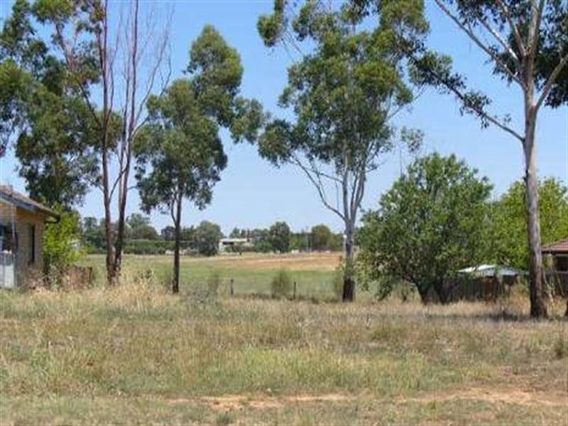 50 Lyall Street, Cowra NSW 2794