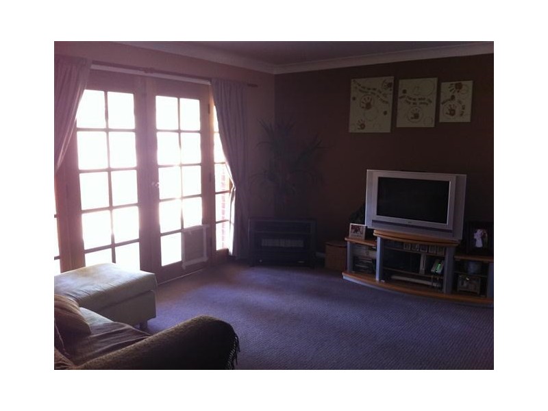 103 Taragala Street, Cowra NSW 2794