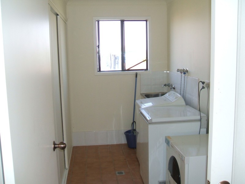 16 Taragala Street, Cowra NSW 2794