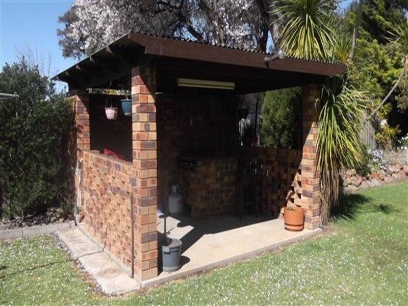 91 Taragala Street, Cowra NSW 2794