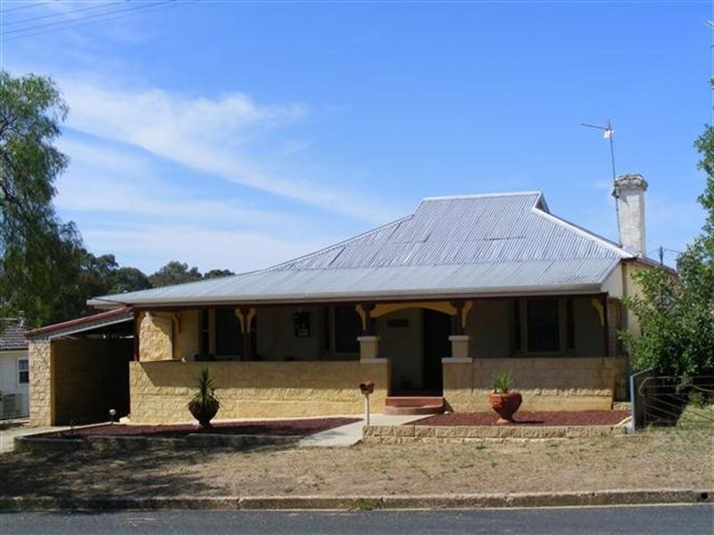 57 Brougham Street, Cowra NSW 2794
