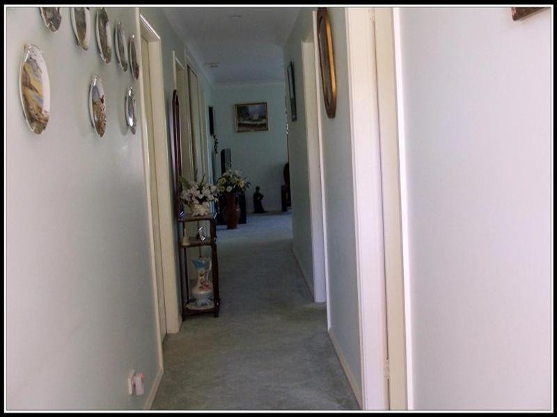 2A Newcombe Street, Cowra NSW 2794