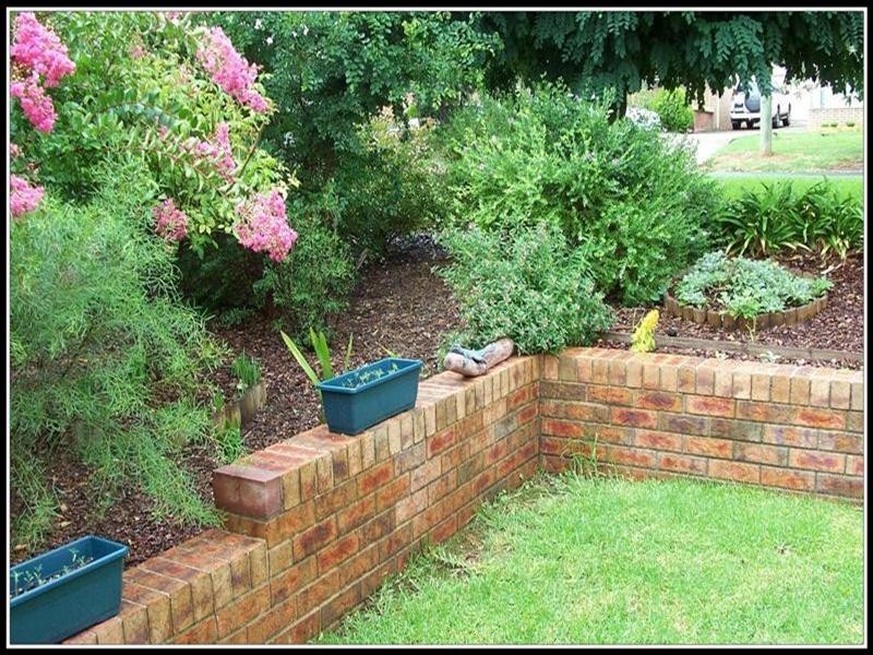 2A Newcombe Street, Cowra NSW 2794