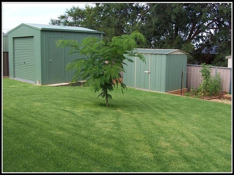 2A Newcombe Street, Cowra NSW 2794