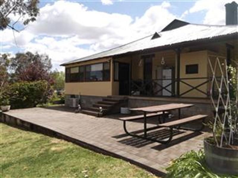 3 Gaskill Street, Canowindra NSW 2804