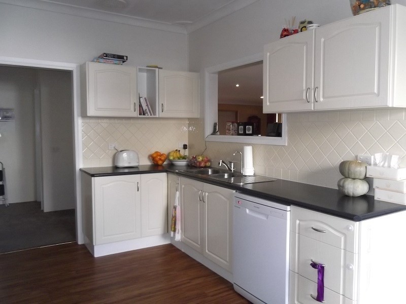 15 Newcombe Street, Cowra NSW 2794