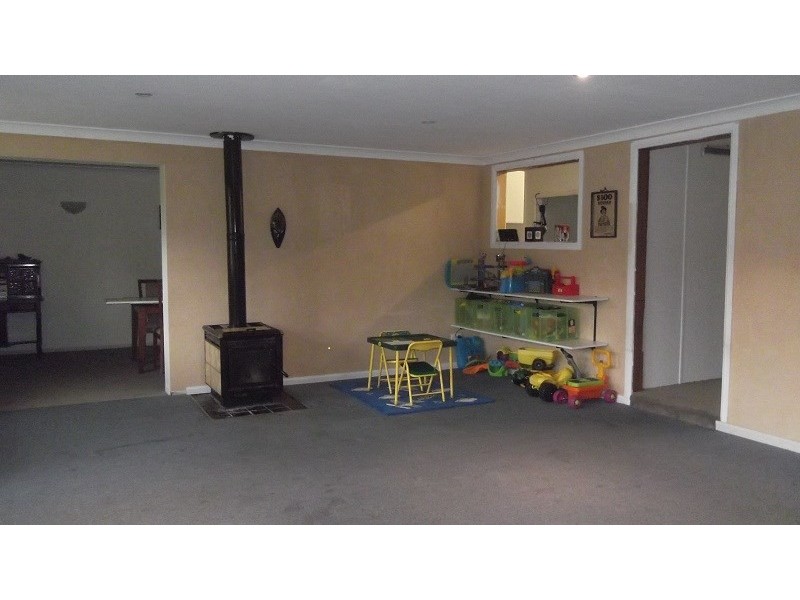 15 Newcombe Street, Cowra NSW 2794