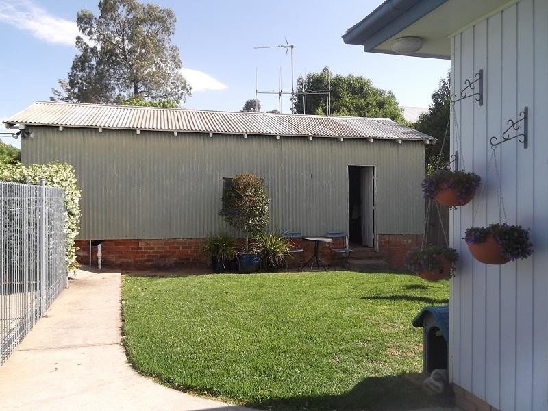1 Pitt Street, Cowra NSW 2794