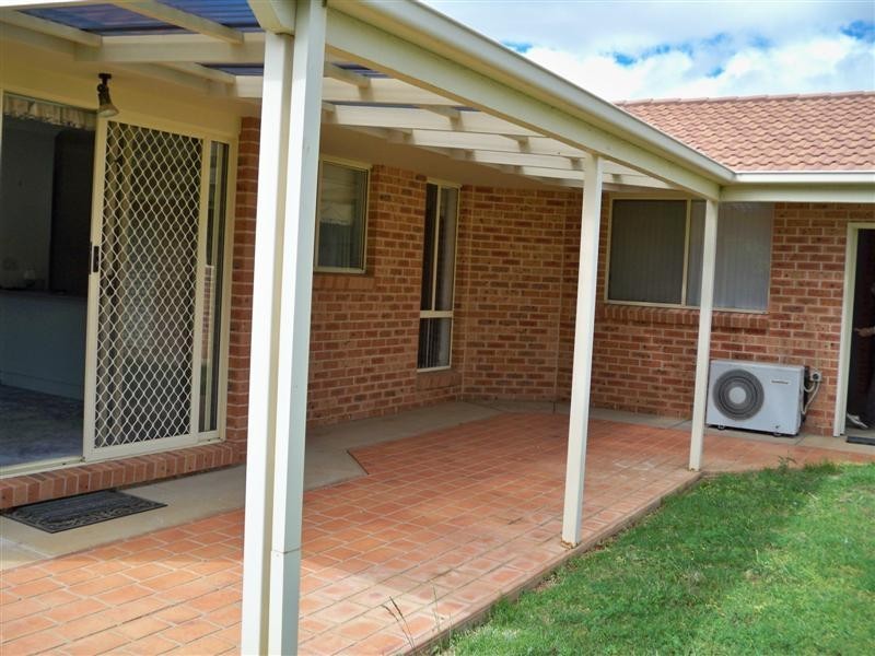 5 Casuarina Close, Cowra NSW 2794